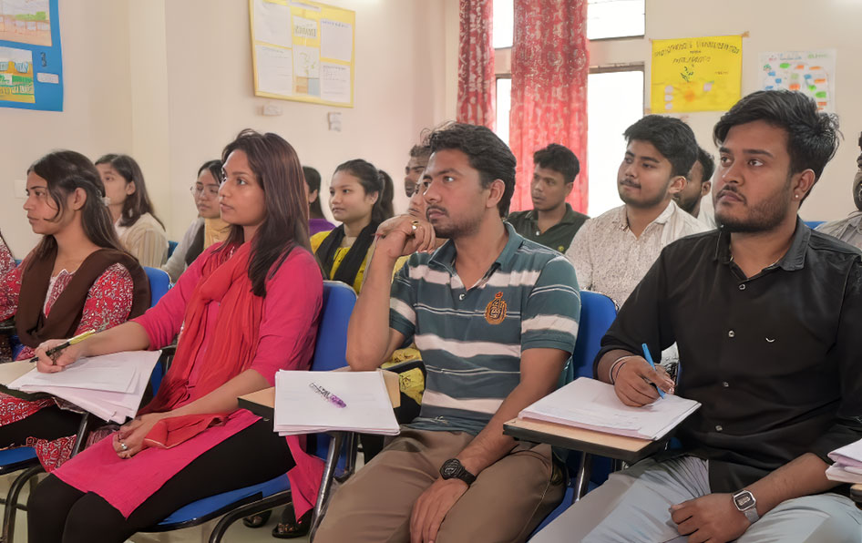 https://daffodilagricol.com/wp-content/uploads/2025/04/Campus-Tour.jpg